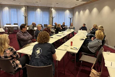 Janna Myhre - Gemenskap till HUNDra